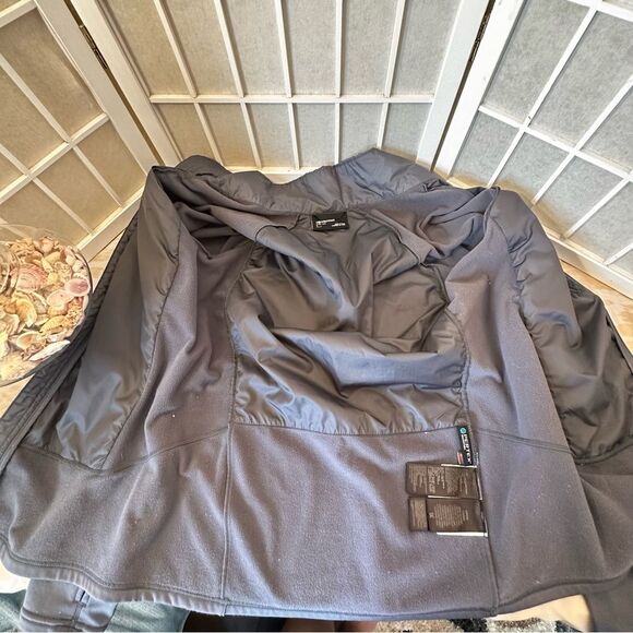 Marmot Jacket - Picture 11 of 16